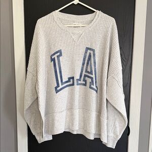 American Eagle Light Gray Waffle Knit Sweatshirt with Navy Logo